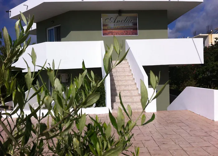 Apart-hotel Anelia Boutique & 4*