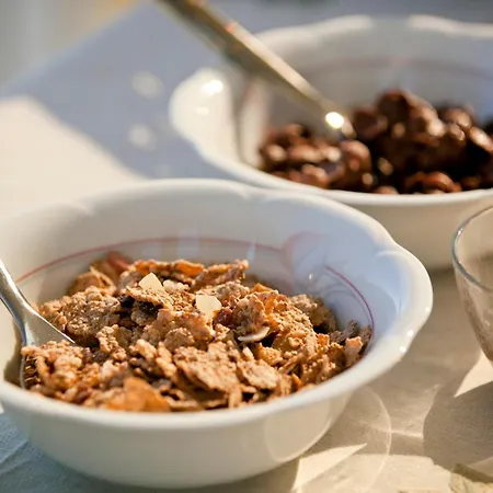 Apartmanhotel Anelia Boutique & 4*