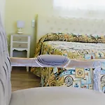 Anelia Boutique & 4* فاليراكي