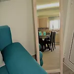 Aparthotel Anelia Boutique & 4*