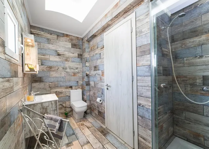 Anelia Boutique & 4* فاليراكي