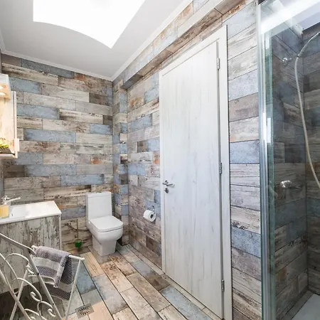 Anelia Boutique & 4* פליראקי