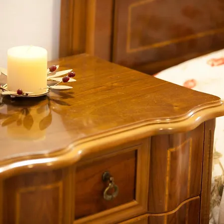 Anelia Boutique & פליראקי